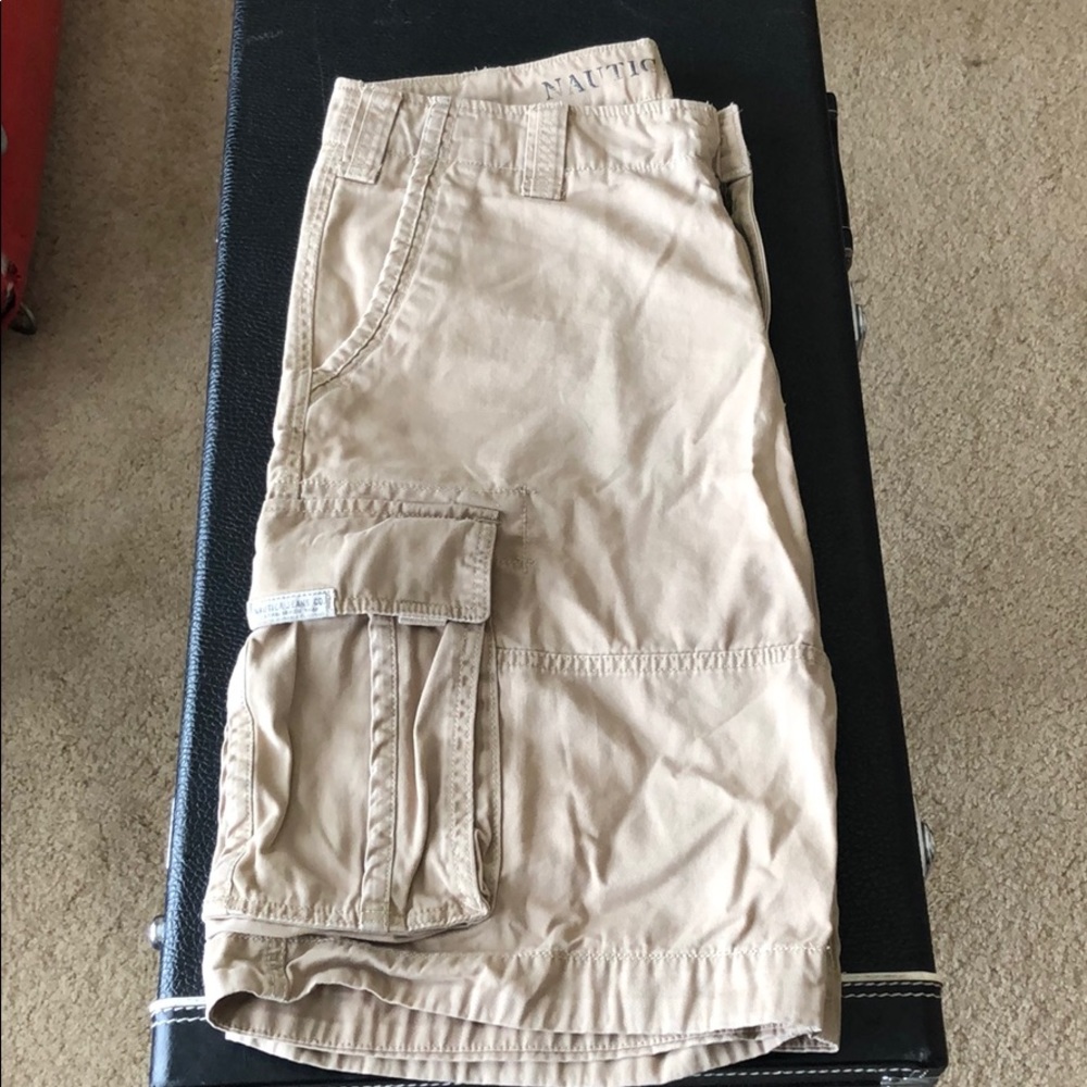 Nautica cargo shorts Size 36